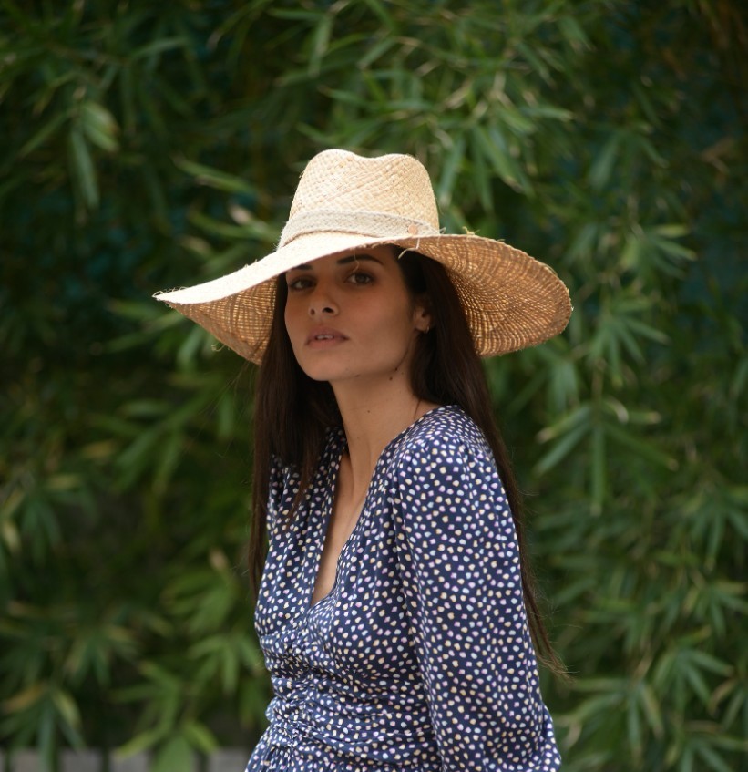 Raffia,palma and polypropyleno Hat