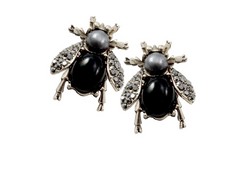 Mosca perla y strass