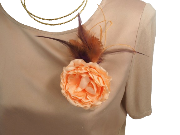 Broche-tocado Chia