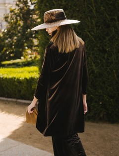 ABRIGO DE TERCIOPELO