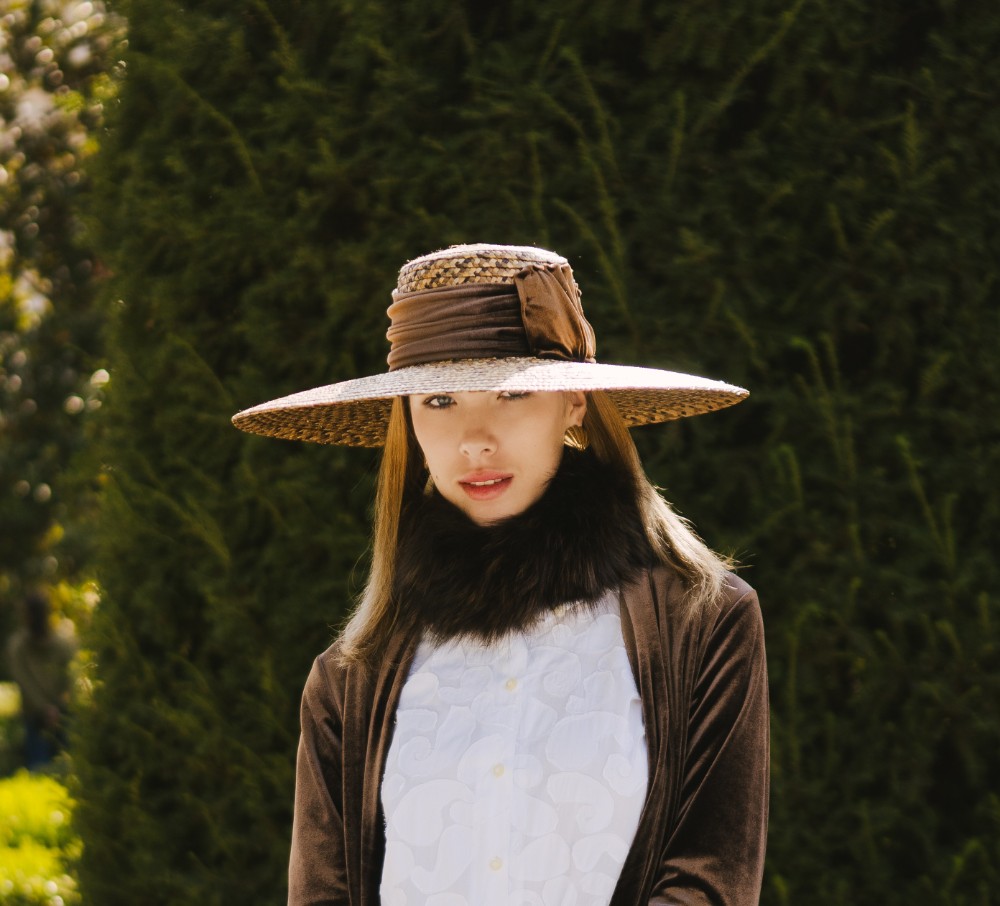 Pamela Bruna terciopelo