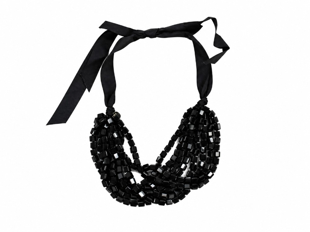 Collar Carine