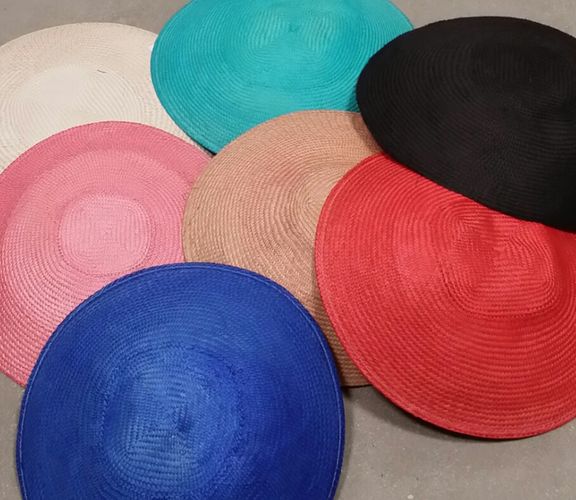 22cm. Buental bases