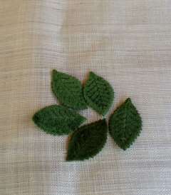 5 hojas de terciopelo (5x3 cm.)